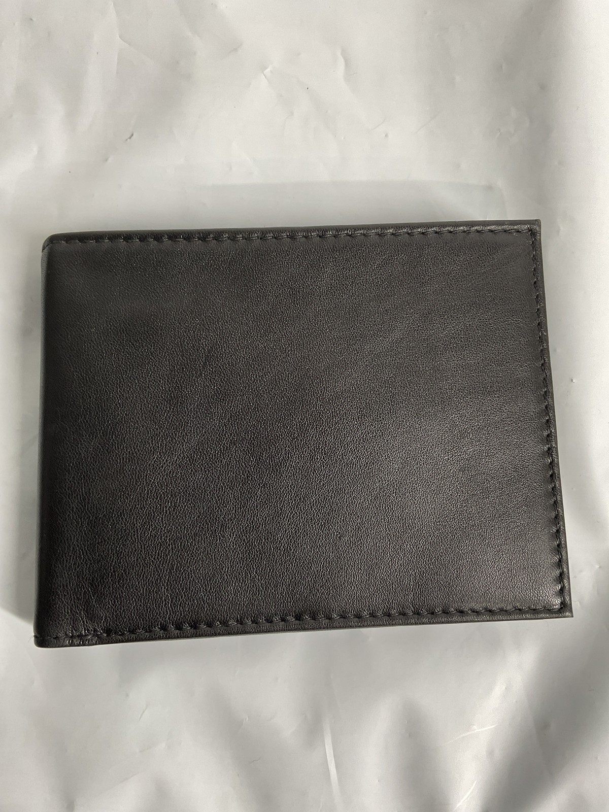 Bosca Men’s Wallet, Nappa Vitello Leather Wallet with RFID Blocking Black U6