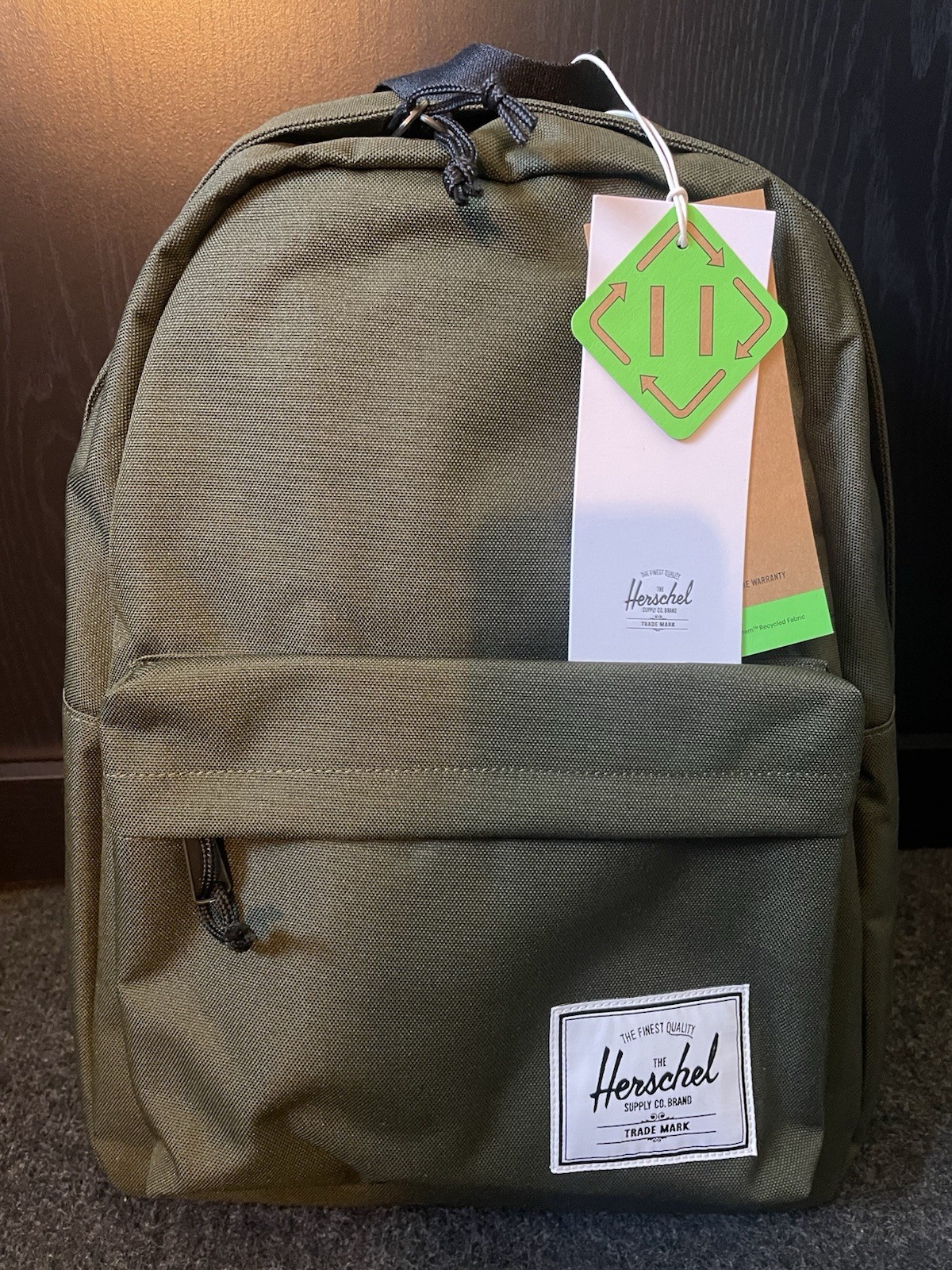 Herschel Ivy Green 20L Backpack Front Zip Pocket Striped Lining Adjustable