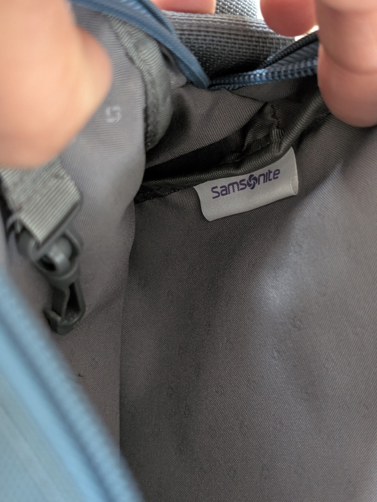 Samsonite Blue Gray Unisex Crossbody Bag Zip Flap Pockets Adjustable Strap