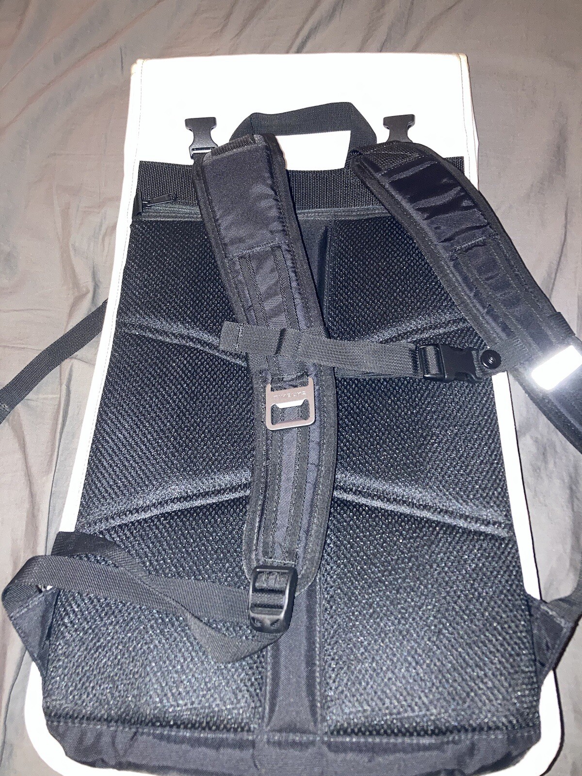 Timbuk2 Backpack Salesforce White Waterproof Lined Padded Laptop School Work Bag