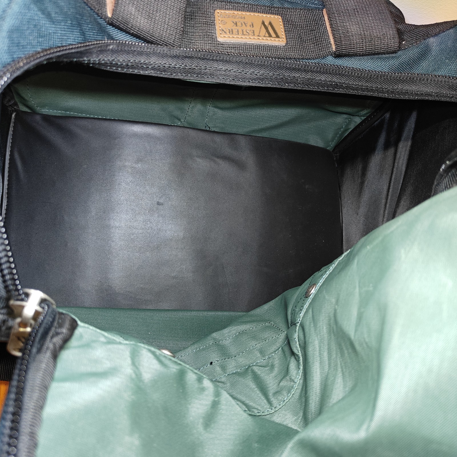 WESTERN PACK Large Green Duffle Bag, Perfect Mini-Vacation Suitcase w/ Pockets