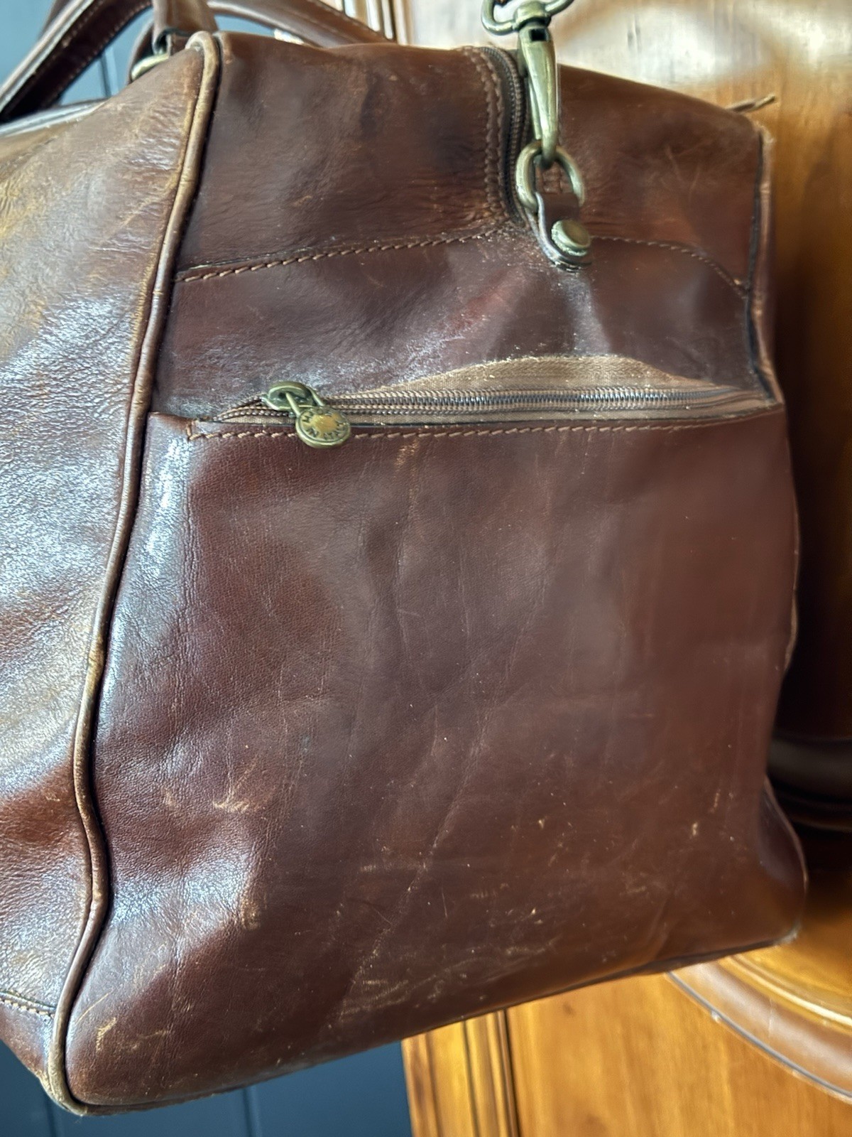 Peruzzi Firenze Italian Leather Weekender Bag Rich Brown luggage duffle