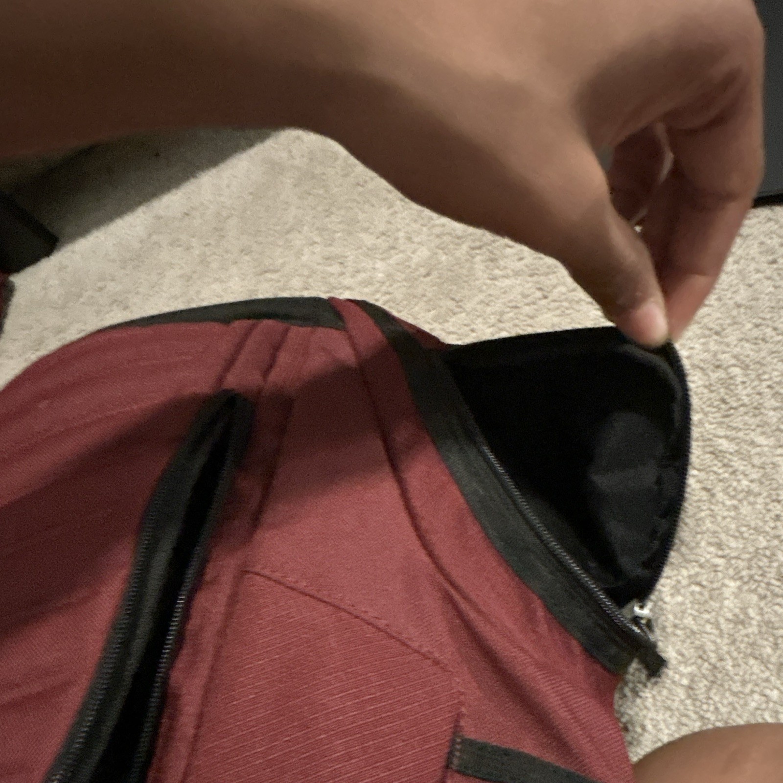 Oakley Red/Black Backpack Mid Zip Closure Padded Pockets Unisex + Laptop Sleeve
