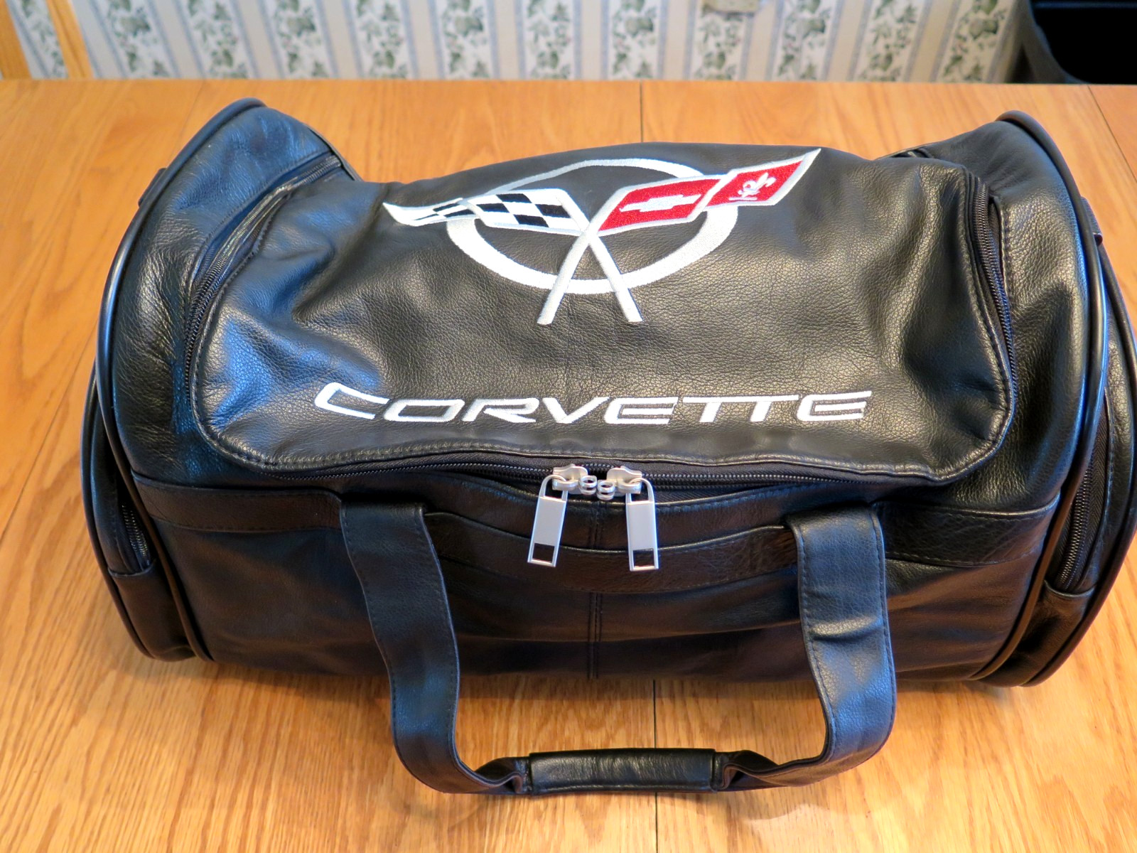 Vtg Black Leather Corvette Duffle Bag Embroidered Logo Travel Gym Weekender