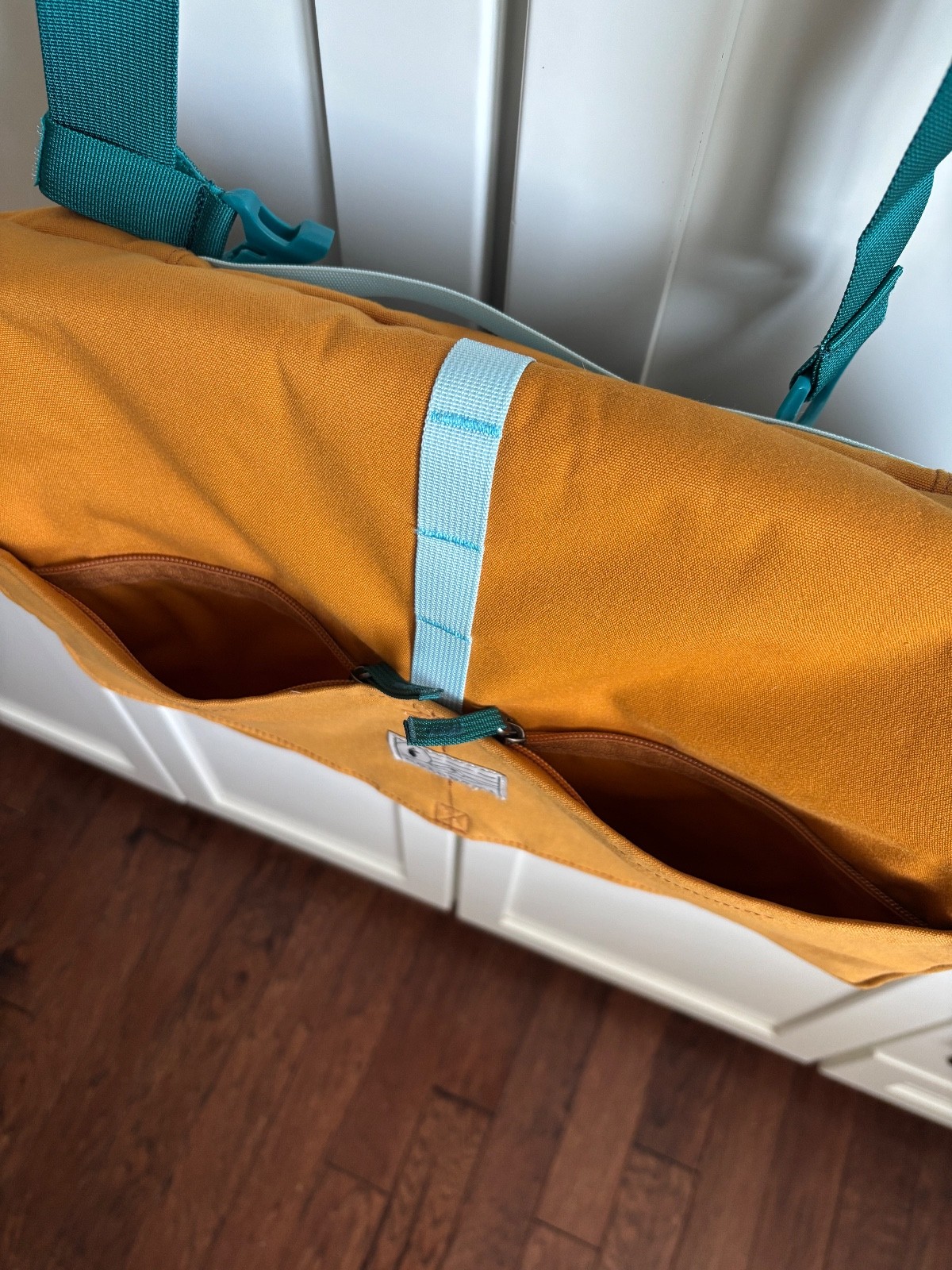 Cotopaxi Chuspa 15L Mustard Yellow Teal Messenger Laptop Travel Bag
