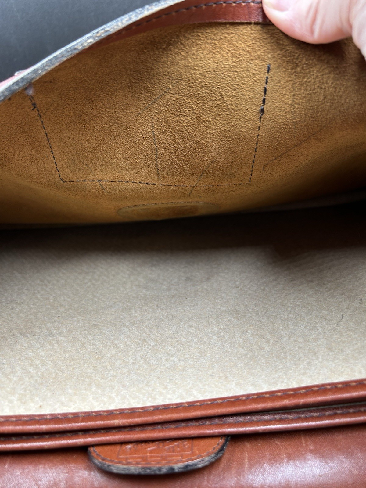 VTG Schlesinger Lawyers Briefcase Casesetter California Saddle Leather 70’s Read