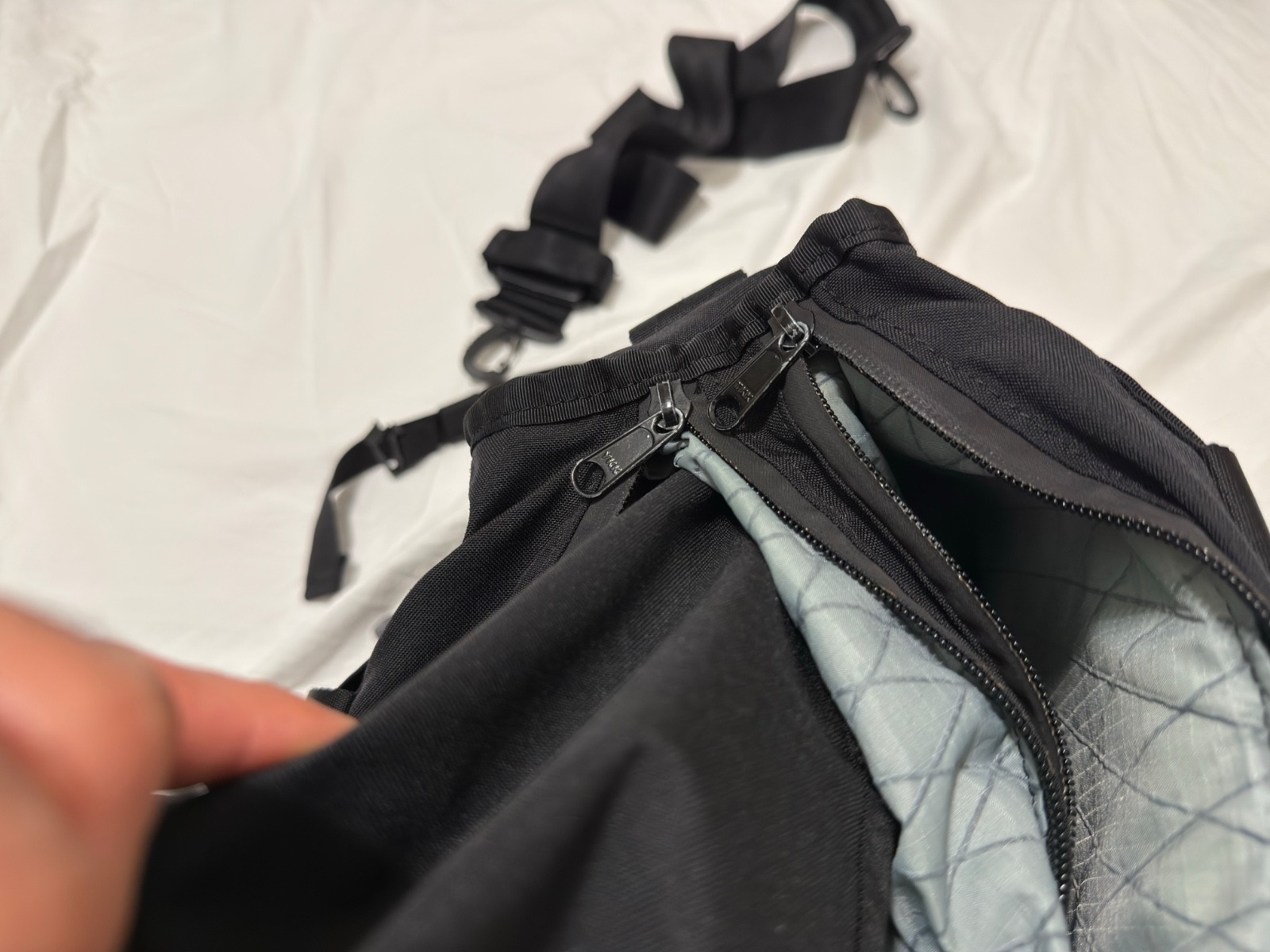 Mission Workshop Transit Laptop Brief. Black. Used.