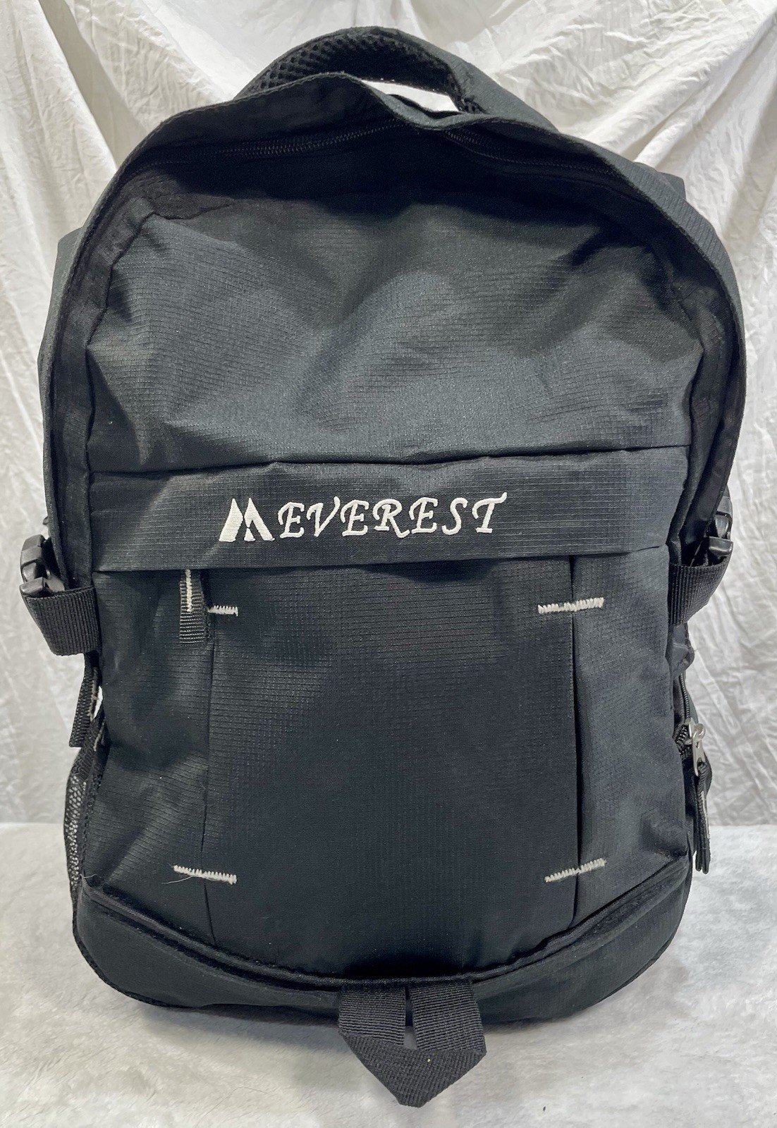 Everest Backpack Black 16″x12″x8″