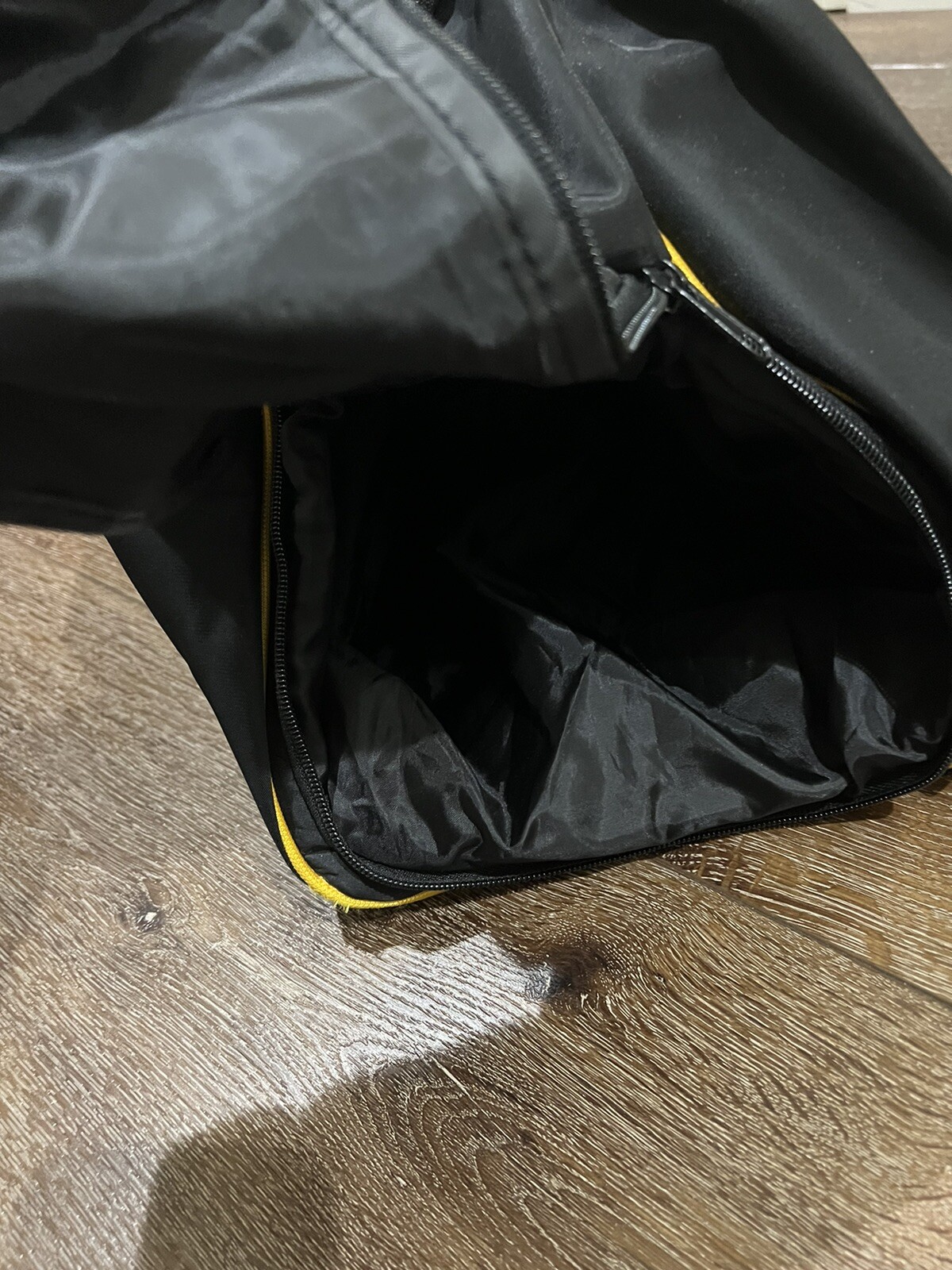 HUMMER travel / duffle large bag black and yellow