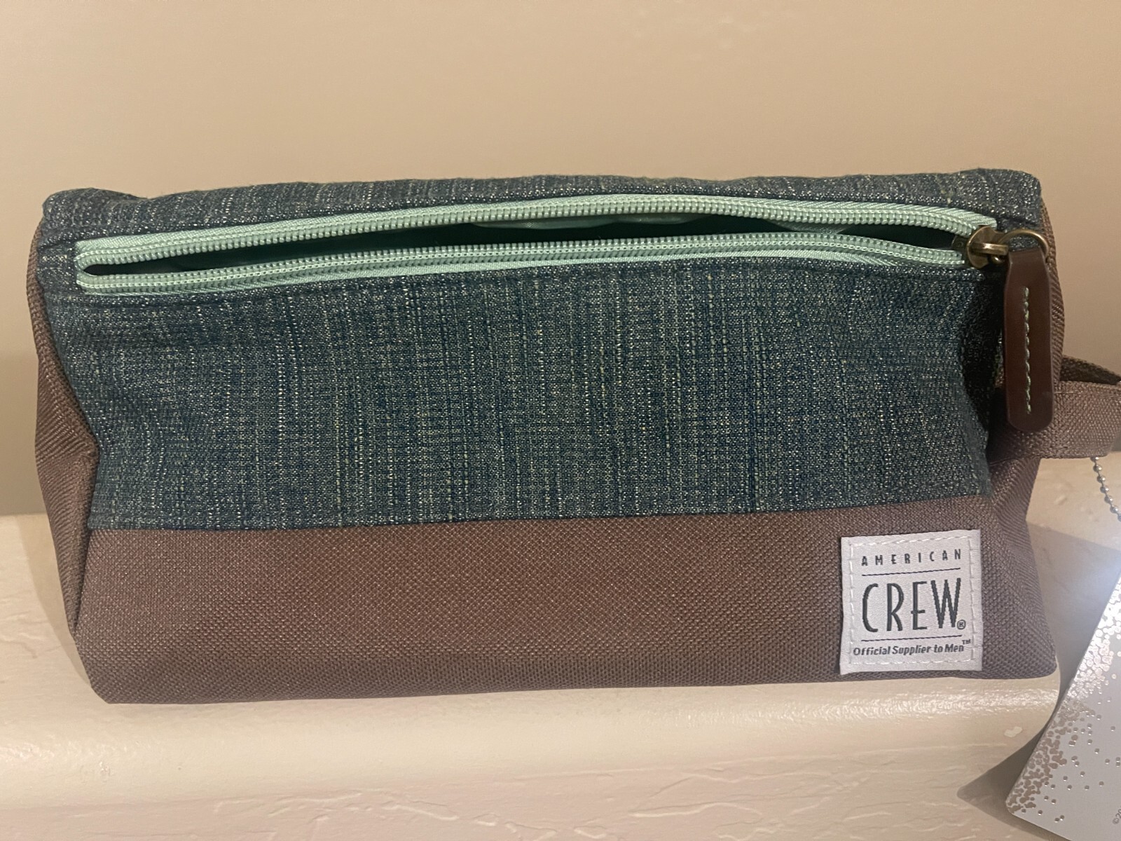 New American Crew Open Road Dopp Kit Mens One Size Brown Green Packable.