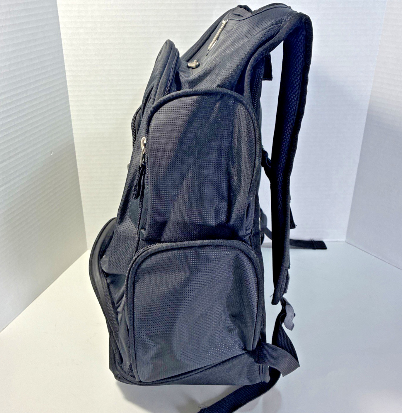 OGIO Metro Street Backpack 8 External Pockets Audio Tech Laptop Pocket New