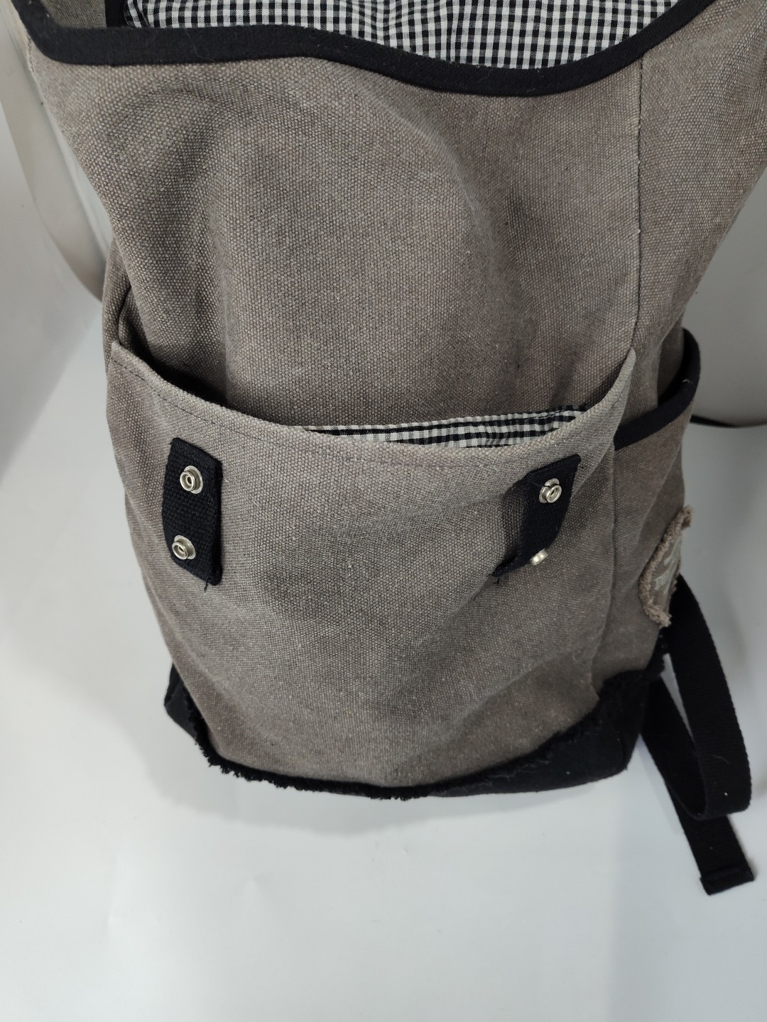 Leeds Field and Co. Canvas Backpack Gray & Black 18″ x 14″ Multiple Pockets