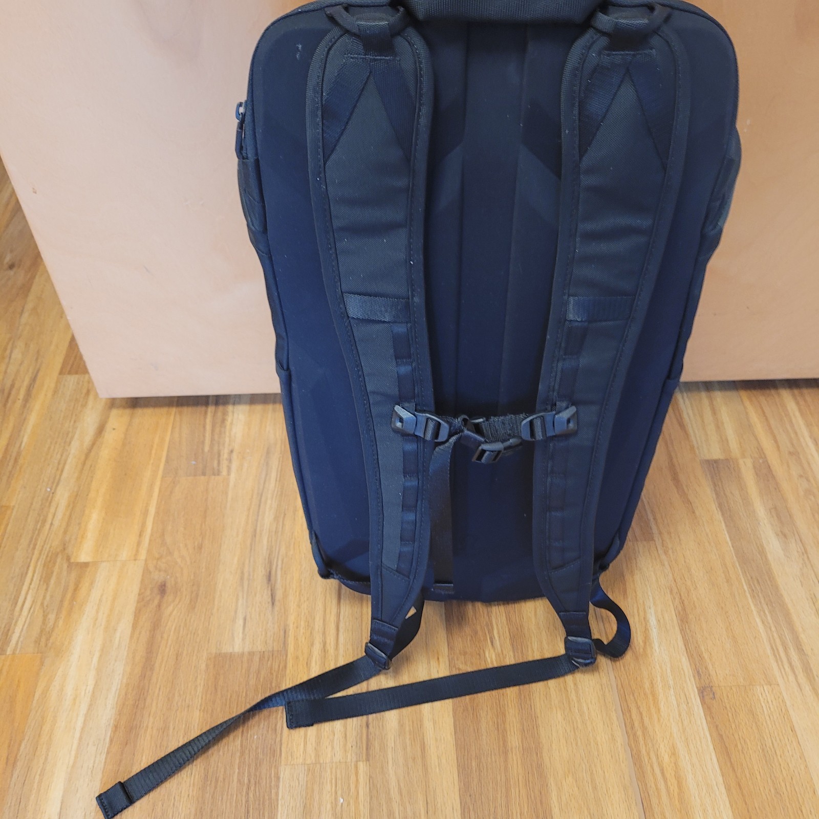 Lululemon Backpack More Miles City Laptop Hard Back Commute Travel Corp