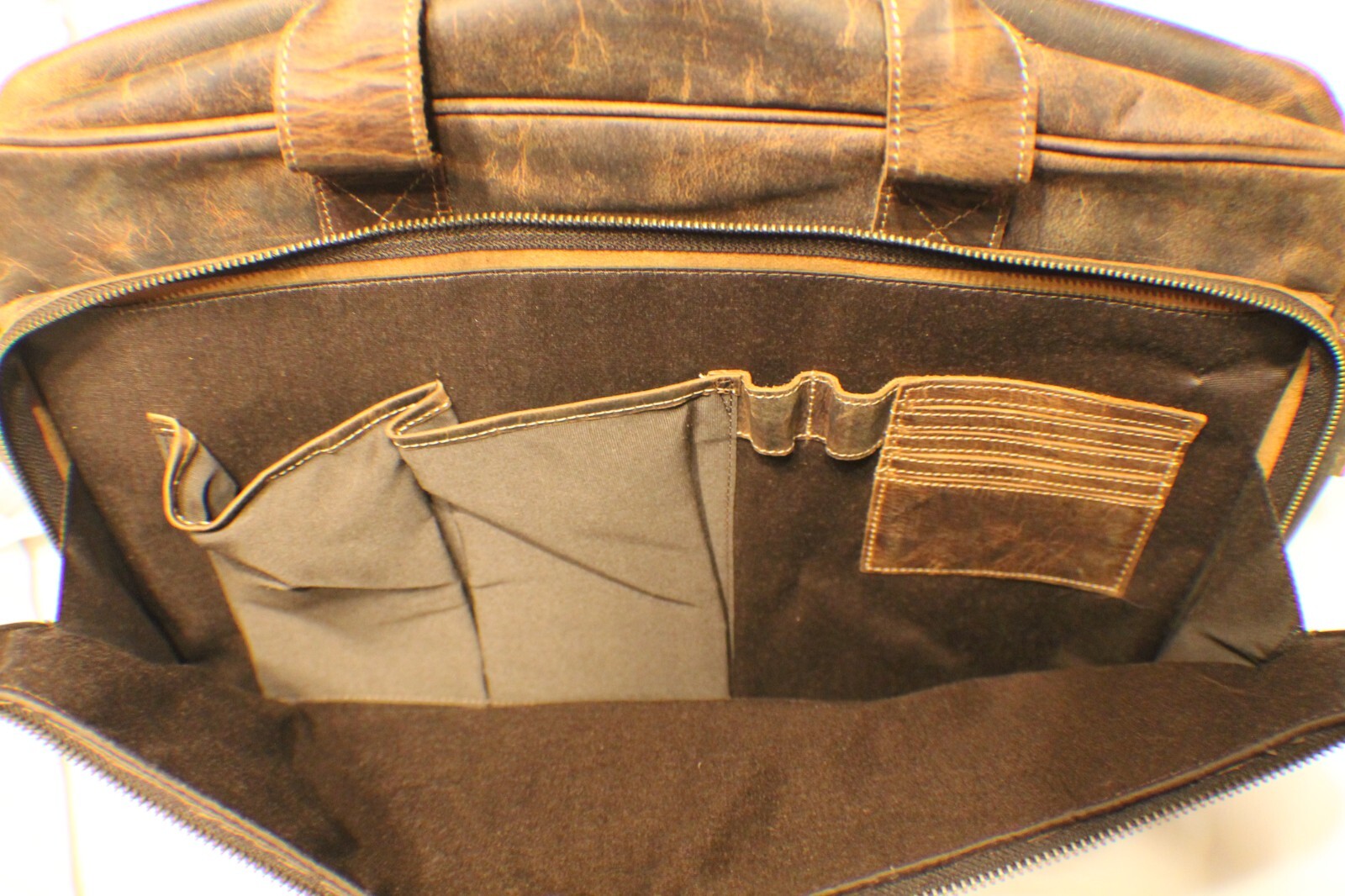 KomalC 18 inch Briefcase Laptop Messenger Bag (Destressed Leather)