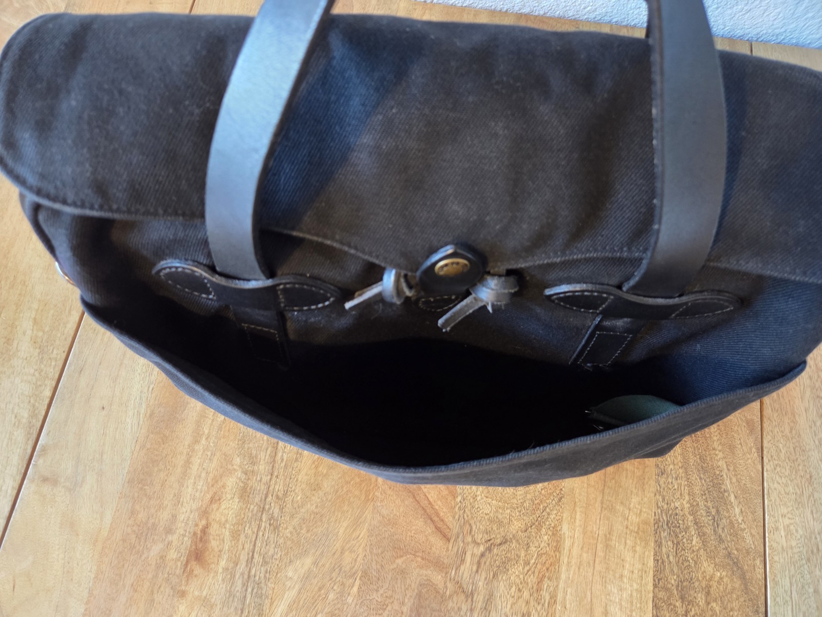 Filson Rugged Twill Original Briefcase | Black | Made in USA | MSRP $499