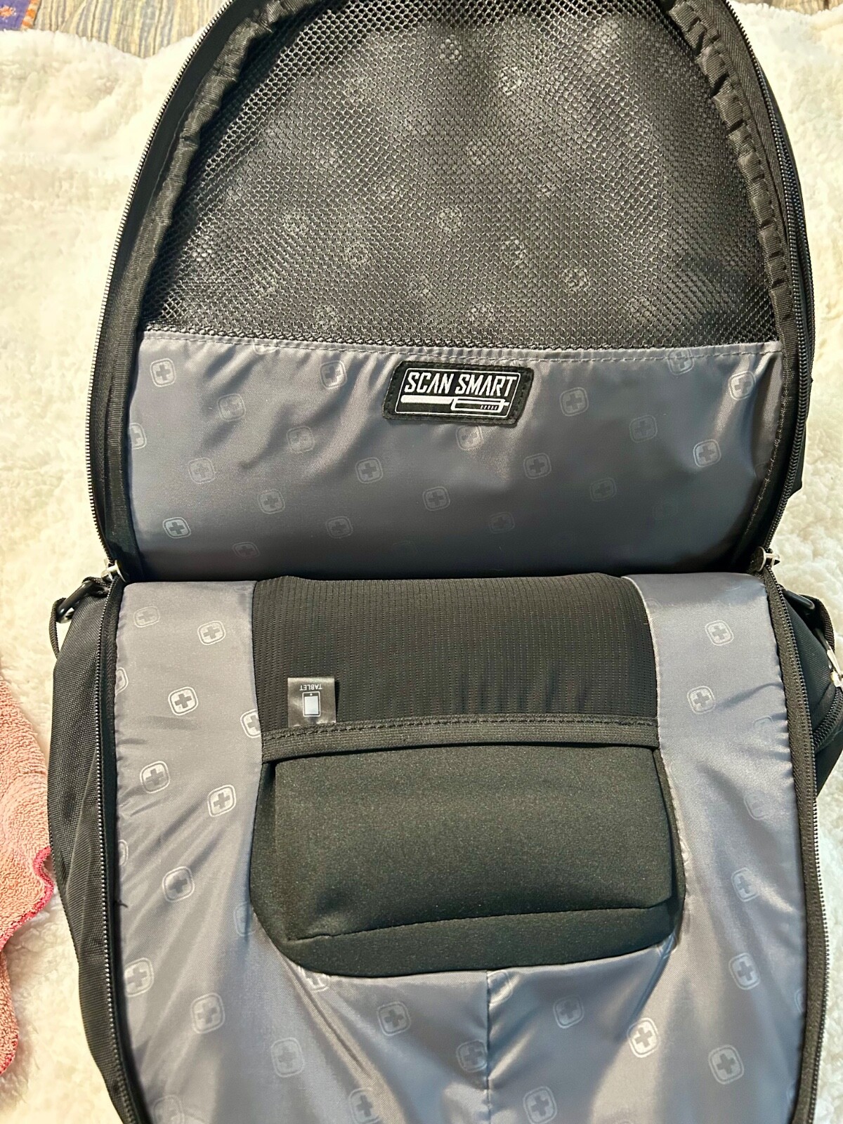 Swiss Gear Airflow ScanSmart Backpack Black Travel Laptop Bag EUC