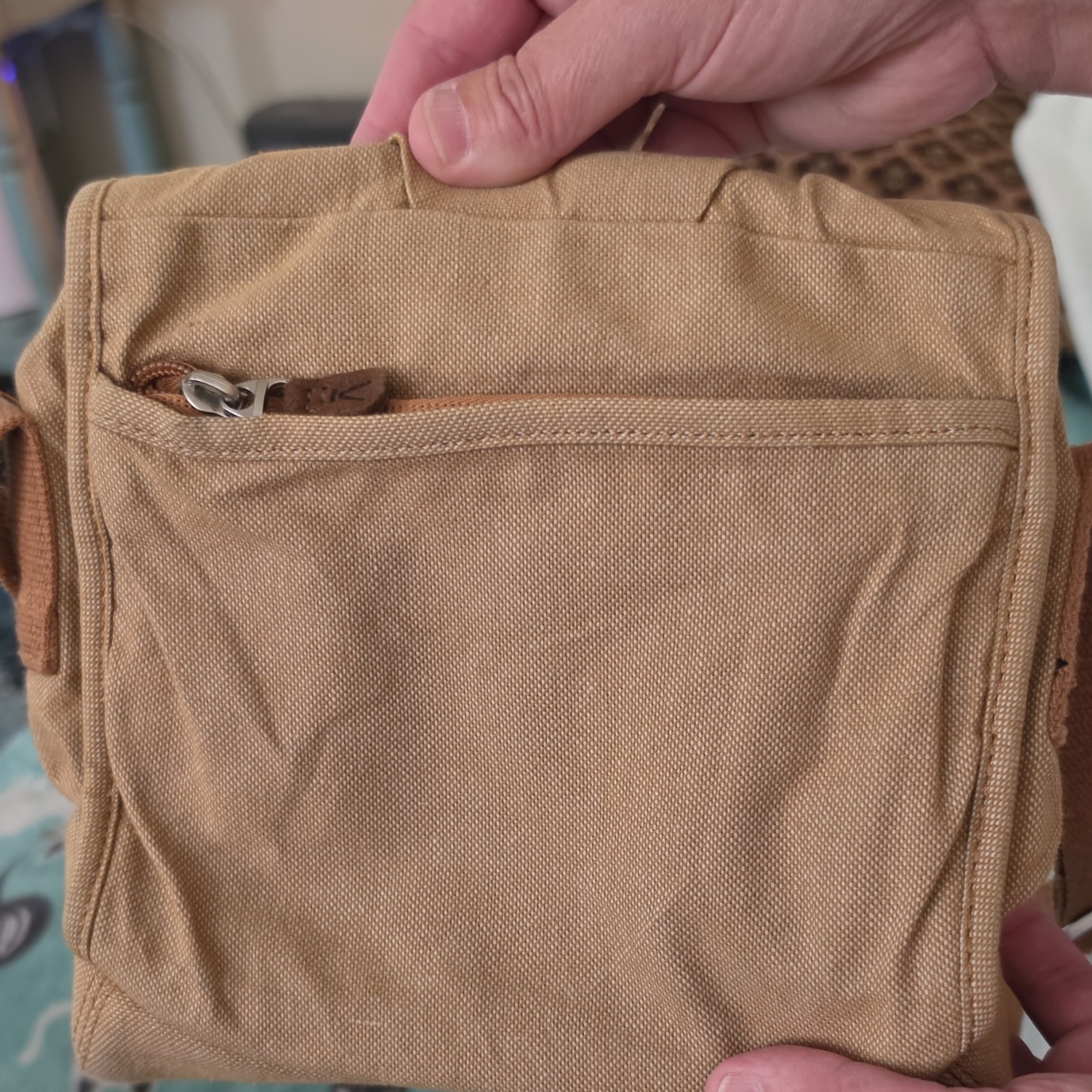 KEEN Men’s Small Brown Crossbody Bag Adjustable Strap Outer Pockets