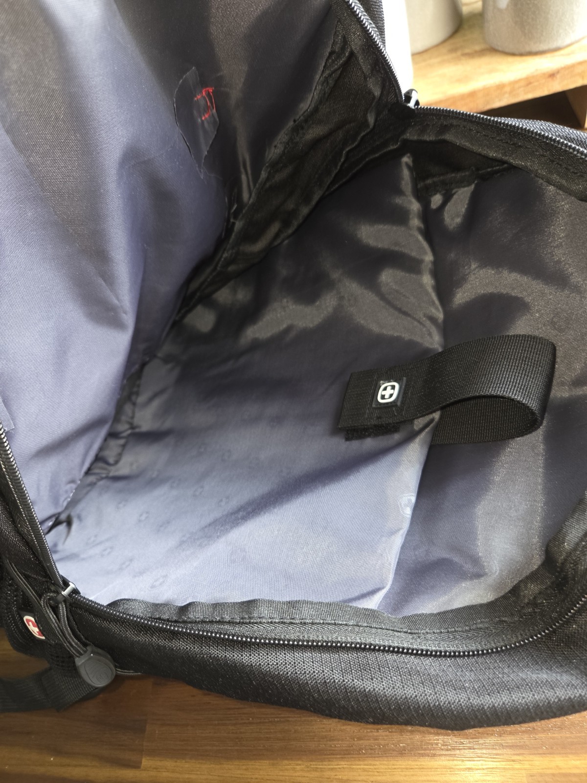 Swiss Gear Black Multi Pocket Laptop Computer Airflow Cushioned Backpack