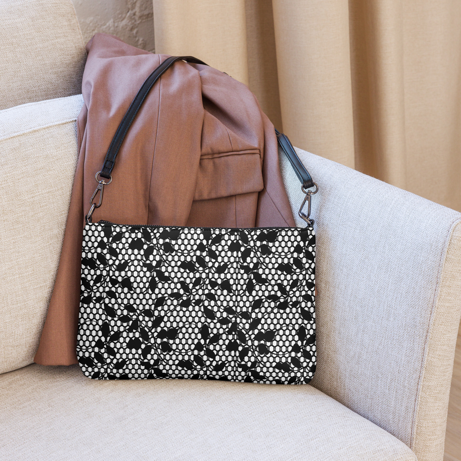 Womens Wristlet Black White Seamless Floral Lace Print Crossbody Shoulder Bag
