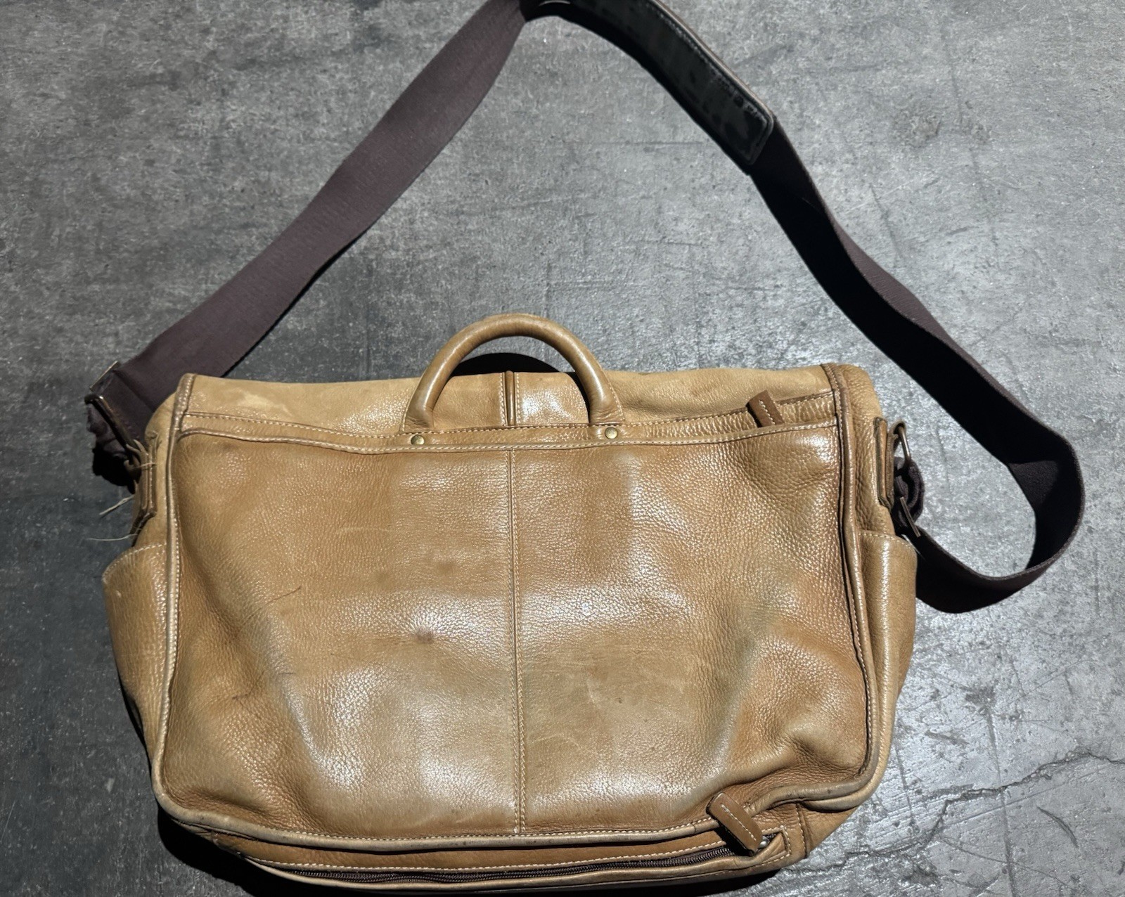 Vtg LL Bean Leather Laptop Messenger Briefcase Bag Tan Brown Expandable Preppy