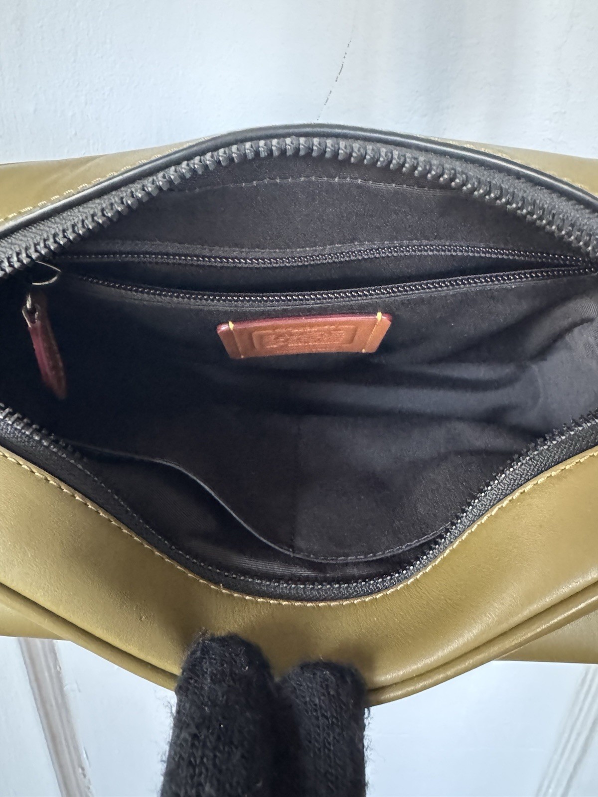COACH MEN’S Warner Crossbody Bag Smooth grain leather NWOT