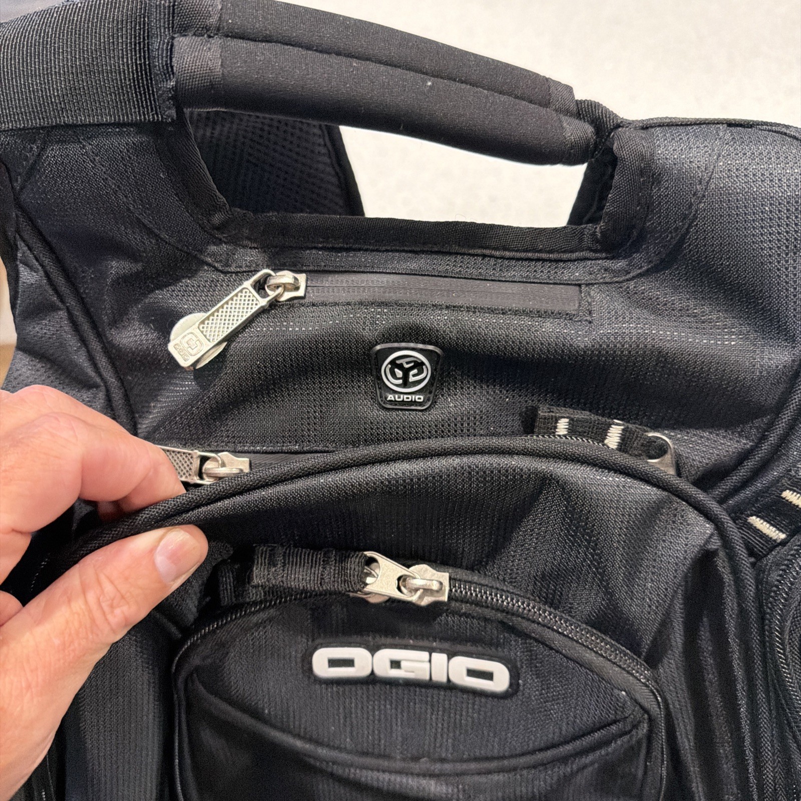 Ogio Back Pack Laptop Audio Pockets Black Used Black Logo Hiking School