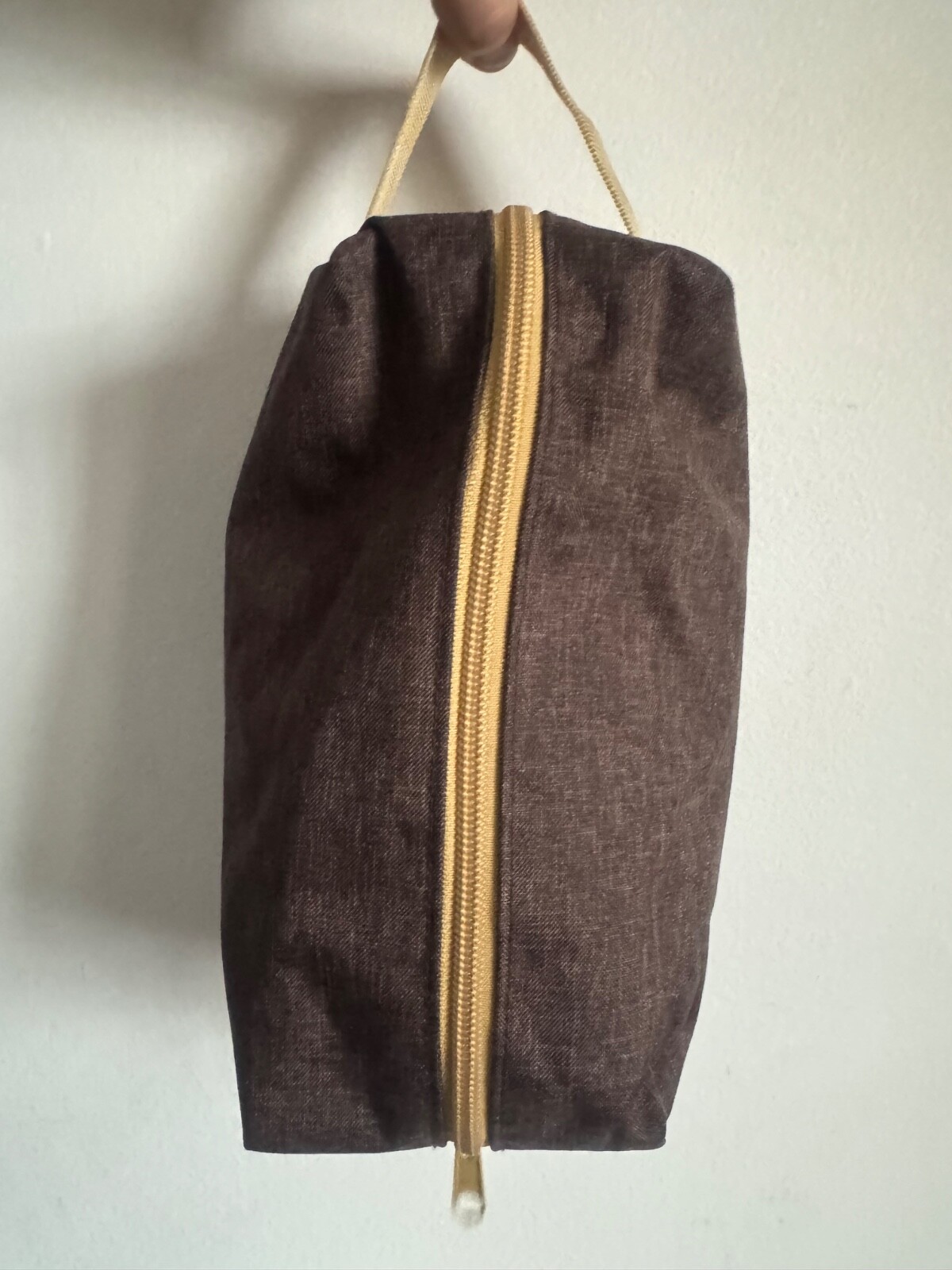 EVERY MAN JACK brown toiletry zip pouch Dopp kit polyester 10”x5” x4”