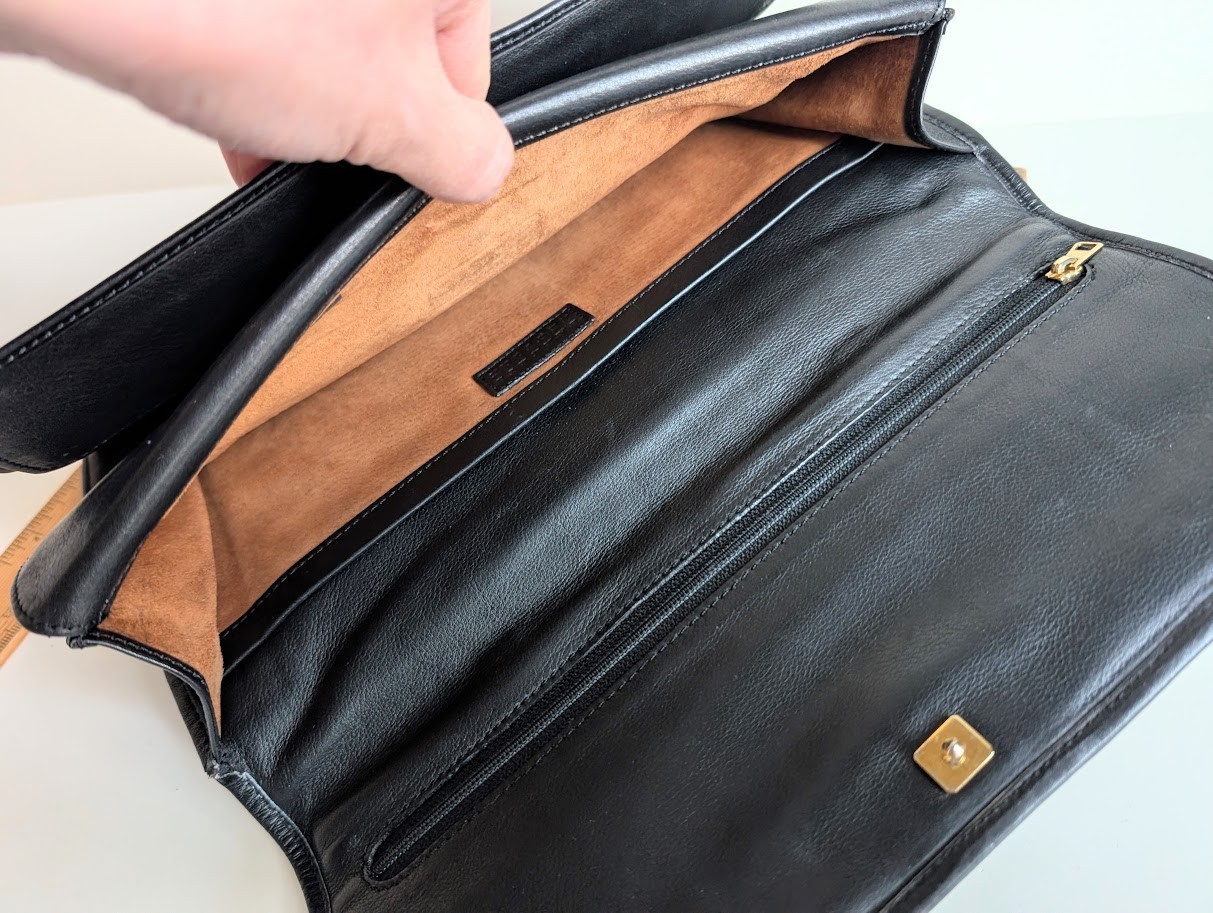 BARNEYS NEWYORK Small Briefcase Classic Black Smooth Leather Document Bag Italy