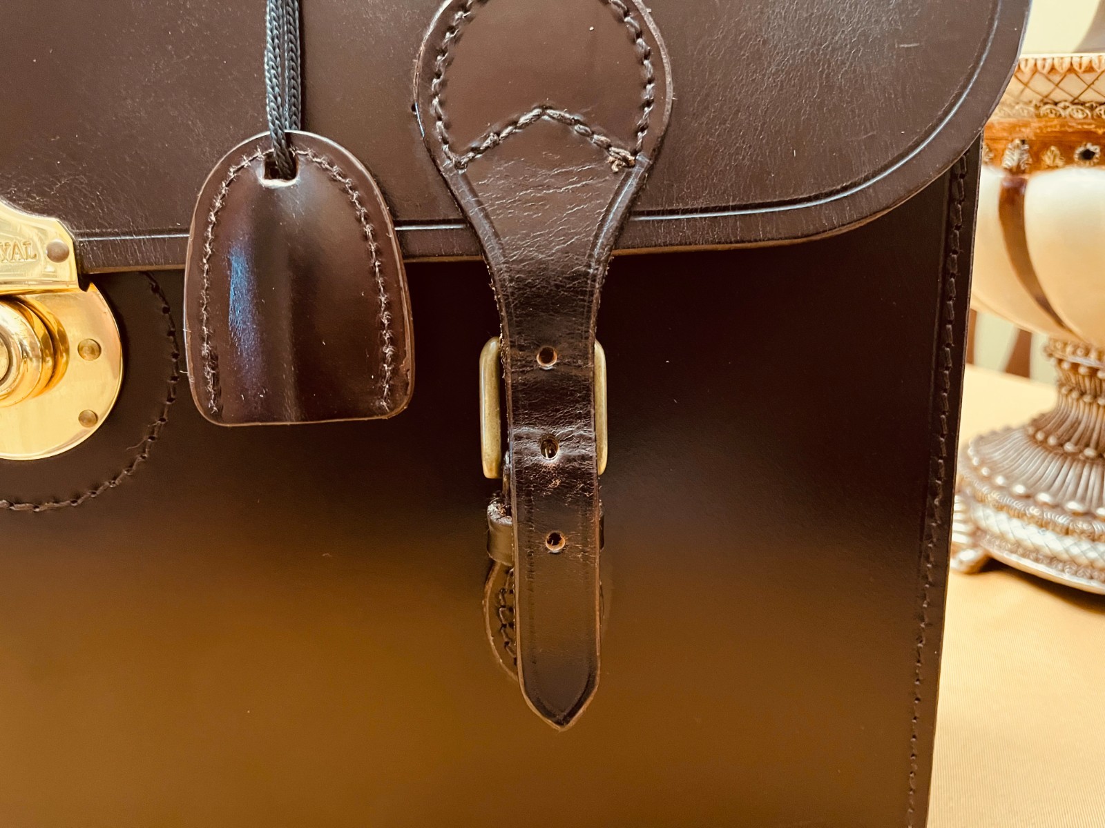 GLENROYAL Dark Brown Bridle Leather Briefcase / Portfolio / Satchel – SCOTLAND