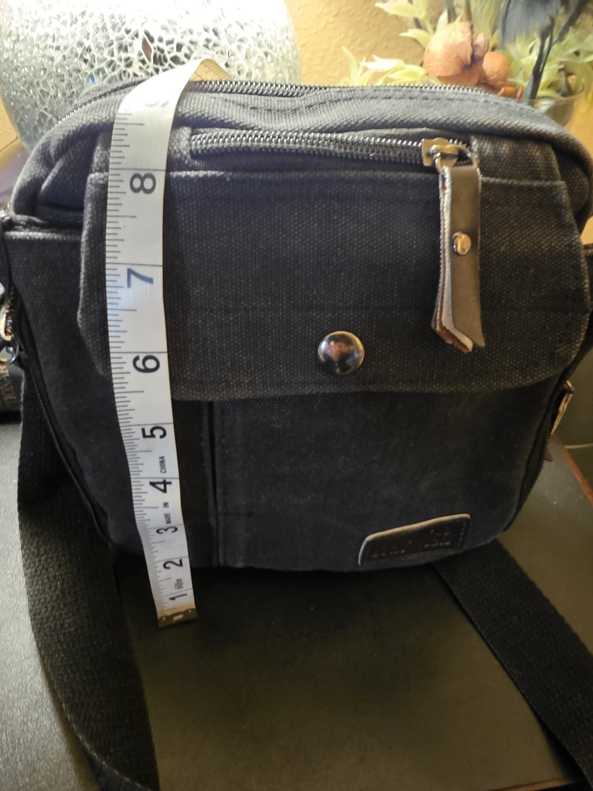 Harwish Black Crossbody Bag Adjustable Strap Zip & Snap Flap Multi Pockets
