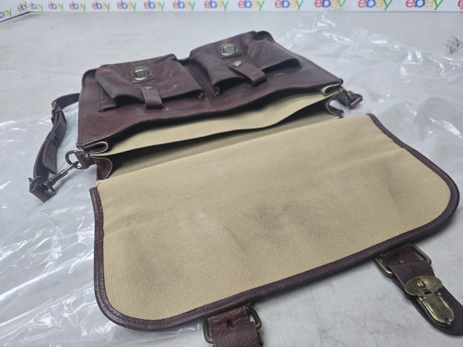 Duluth Trading Leather Bashful Billionaire’s Briefcase Messenger Bag Laptop Case