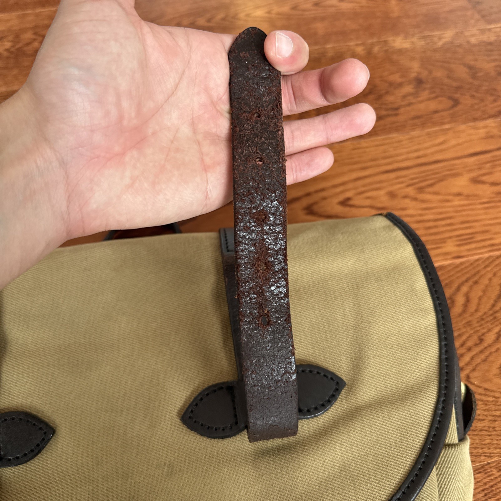 Filson Small Carry-On 240 Bag