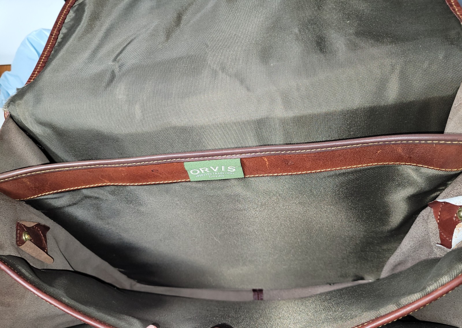 Orvis Leather Briefcase / saddle bag