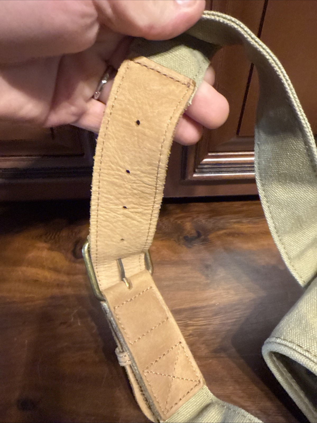 Vintage LL Bean Beige Canvas Leather Buckle Crossbody Shoulder Bag 13 x 3 x 9 in