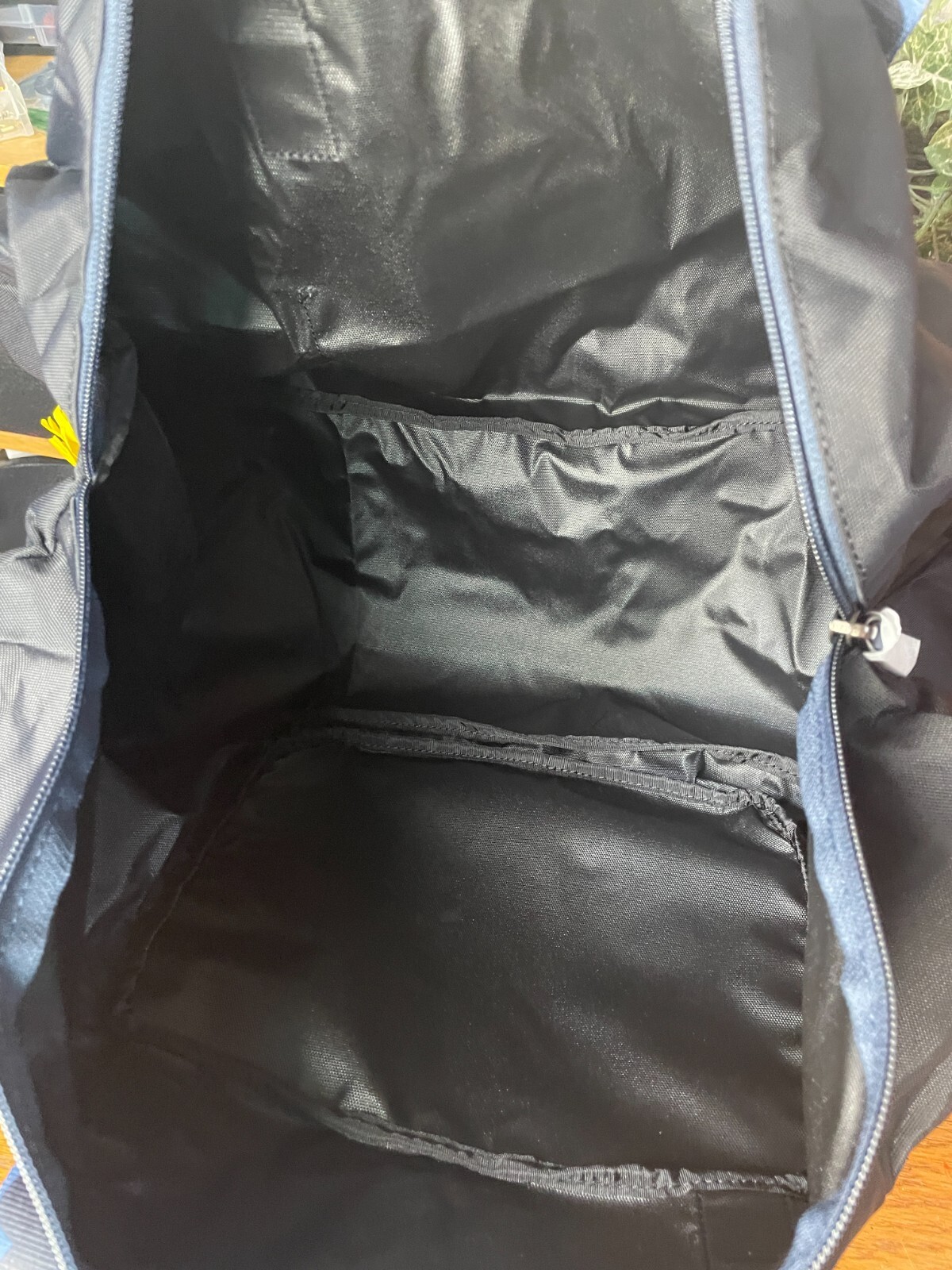 NWT TUMI NAVY CAMO BLACK PACKABLE DUFFLE FOLDABLE DUFFEL TOTE BAG TRAVEL CARRYON