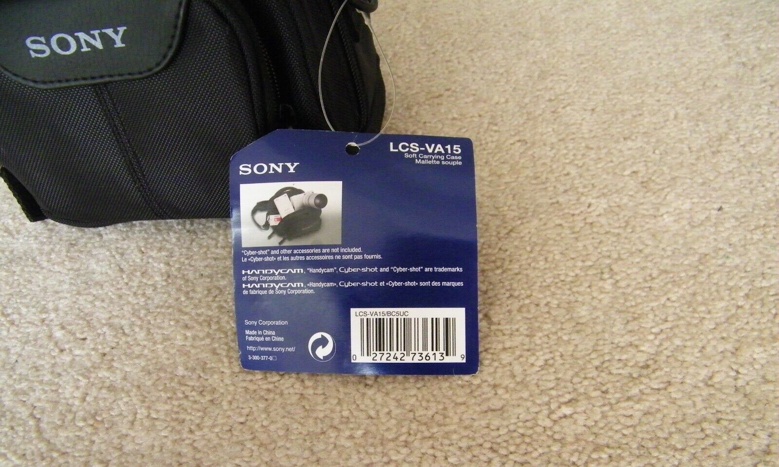 SONY LCS-VA15 HANDYCAM Case, Includes Shoulder Strap, Brand New With Tags