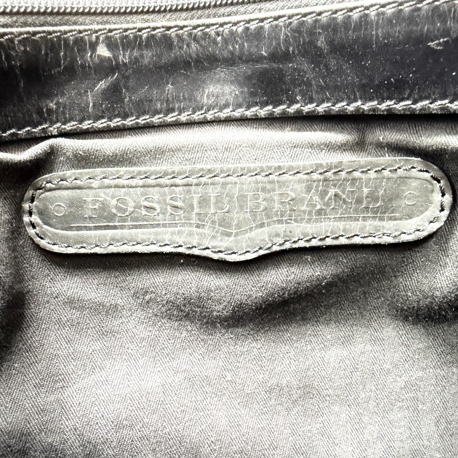 Fossil Black Leather Large Messenger Bag Push Latch Buckles Wide Strap