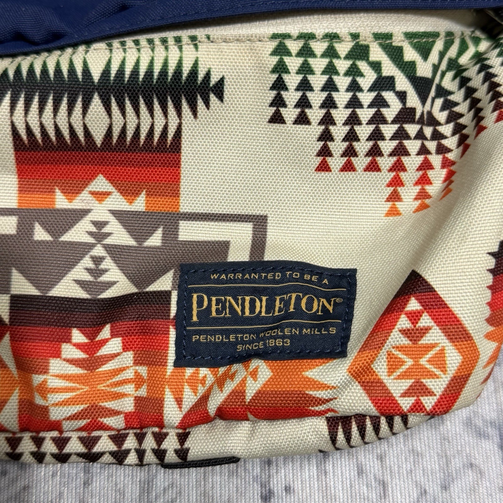 Pendleton Woolen Mills Waist Pack Hip Bag Aztec Geometric Print Cordura Fabric