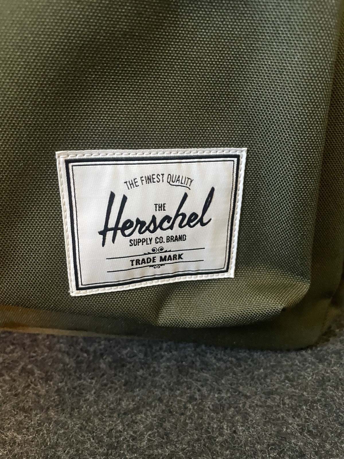 Herschel Ivy Green 20L Backpack Front Zip Pocket Striped Lining Adjustable