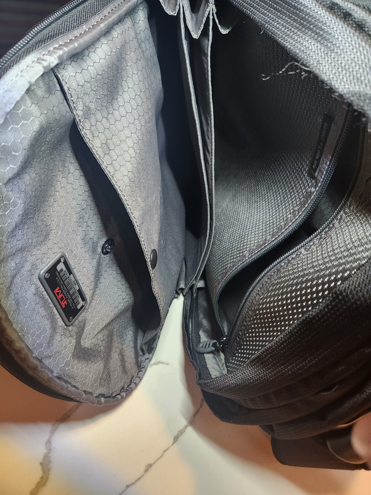 Tumi 541C Black Nylon Laptop Backpack Leather Cushion Rare 100% Authentic!!