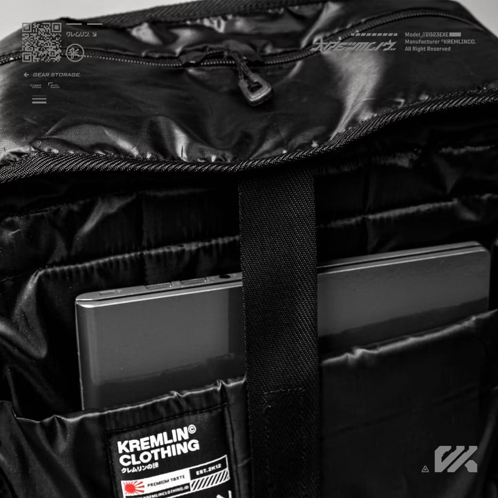 Kremlin Detroit Tech Gear Black Backpack Carrier Futuristic Fullzip Crossbody