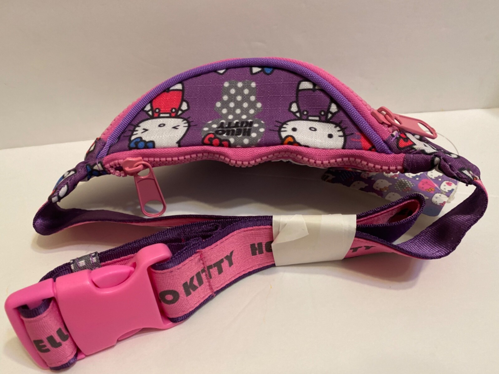 Sanrio hello kitty lavender waist bag for adult. Size:10”Lx4”W, officials