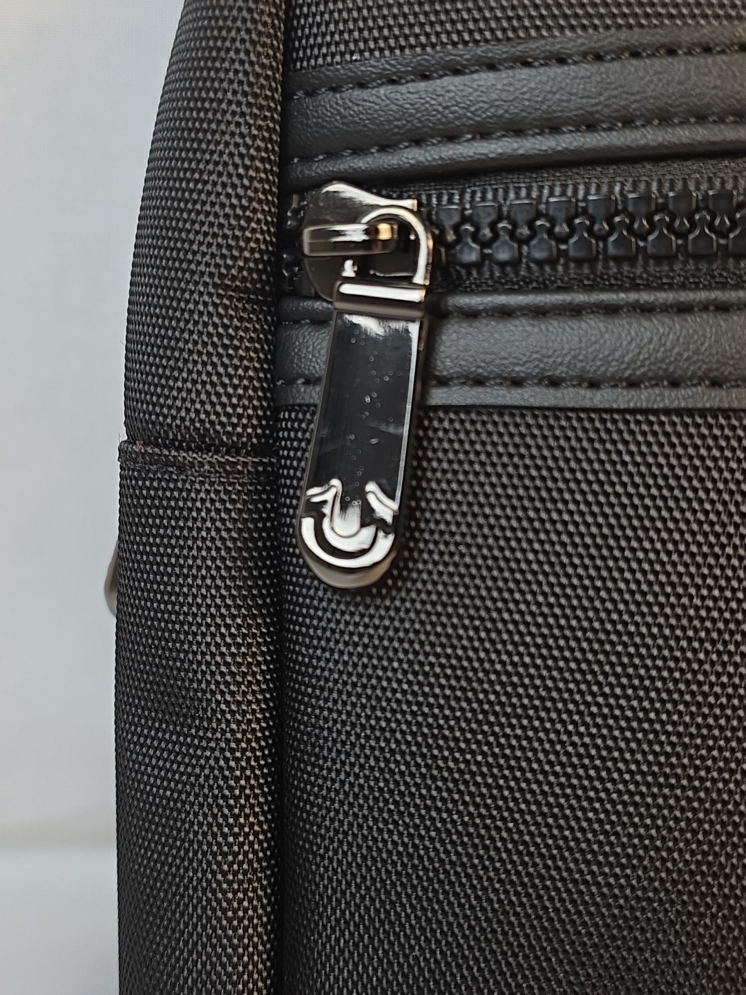 True Religion Buddha Patch Unisex Black YETA 2.0 Crossbody Bag TR104144 New