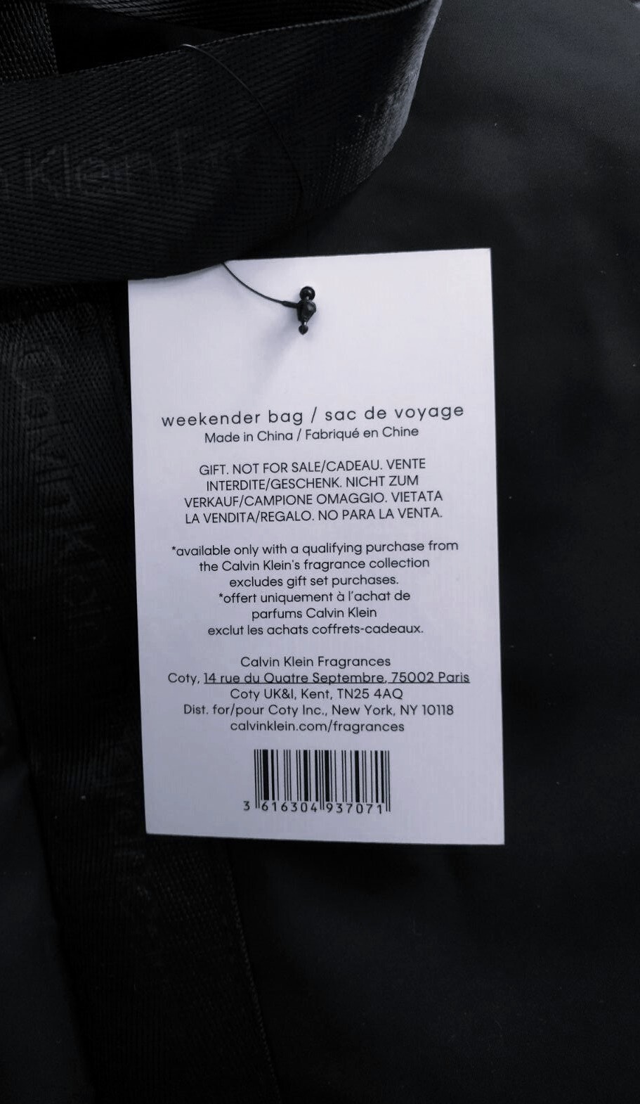 Calvin Klein Logo Unisex Soft Weekender Barrel Duffle Travel Bag Black NWT