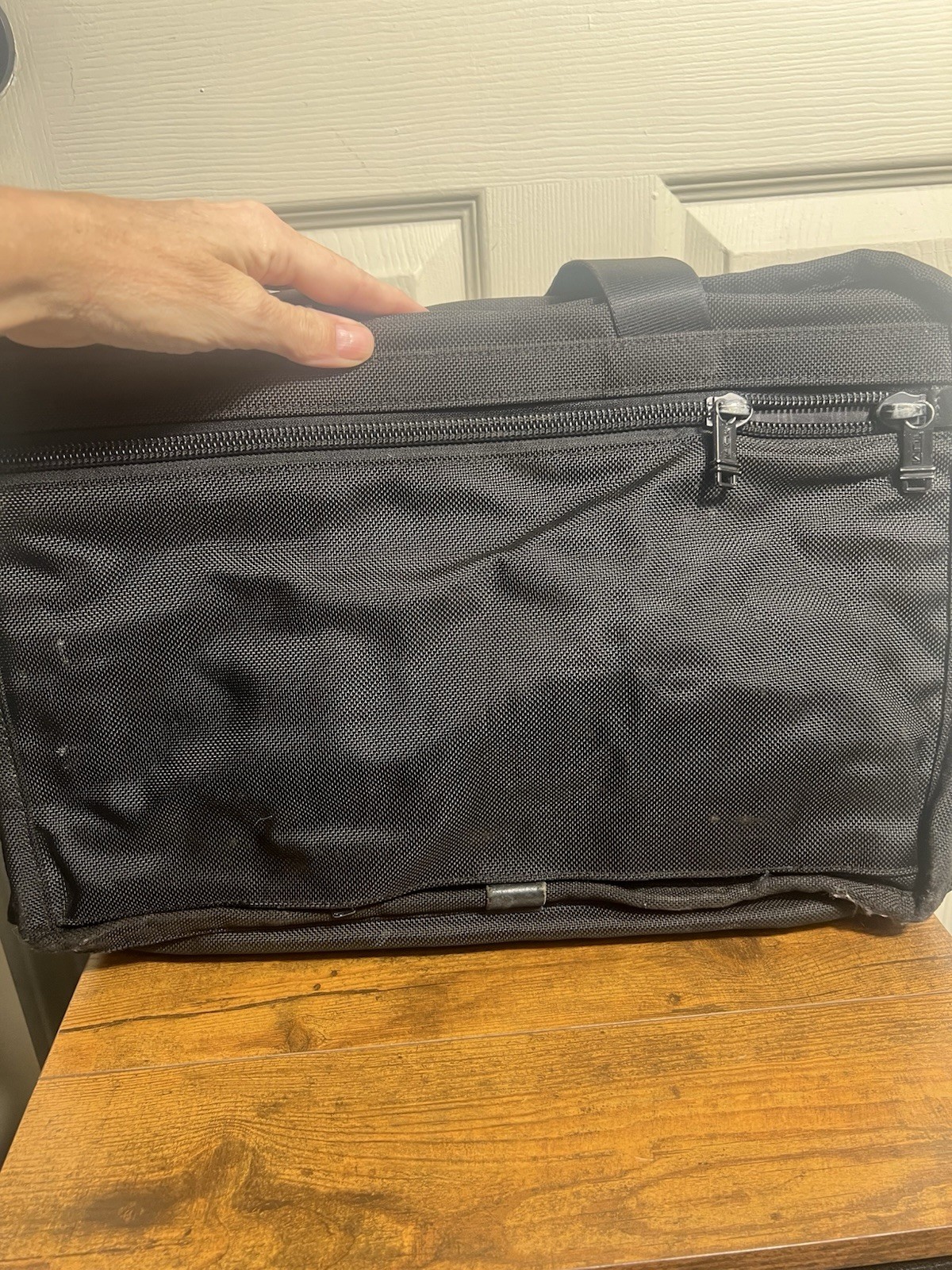 Tumi Black Business Bag Professional Laptop Briefcase No Shoulder Strap