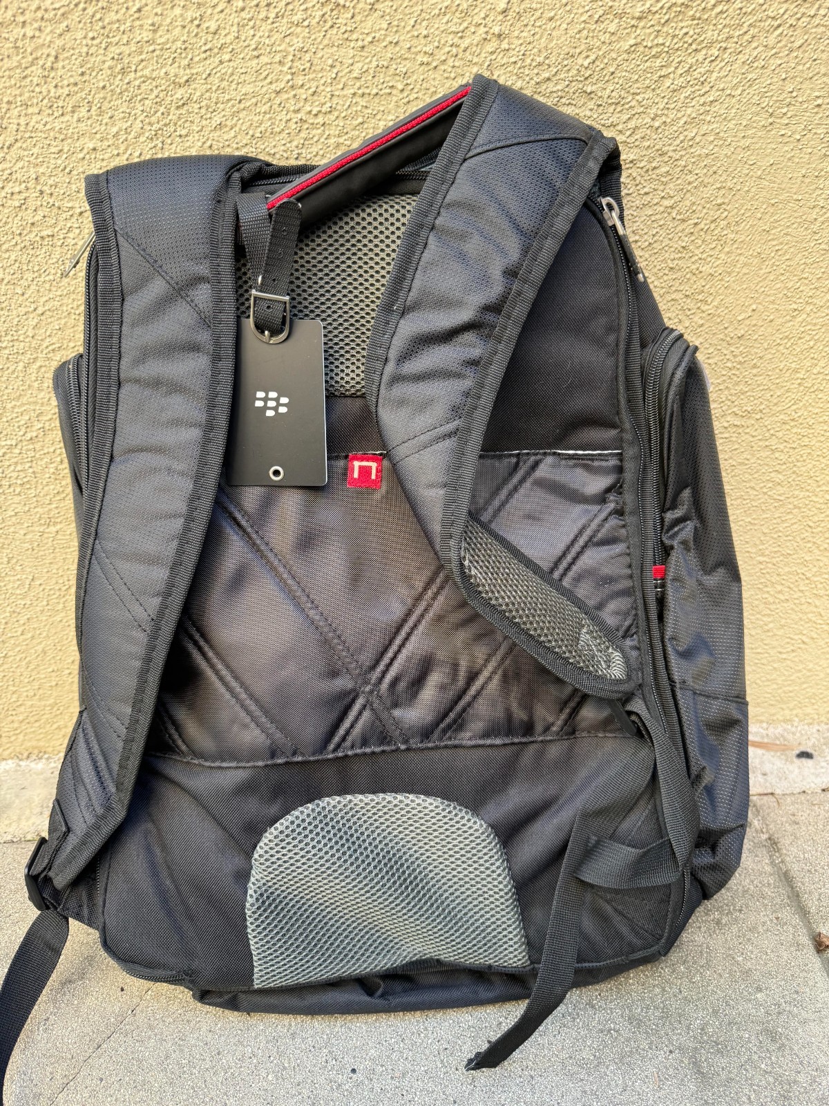 elleven TSA 17″ Computer Backpack – Black AT&T Branded Brand New READ