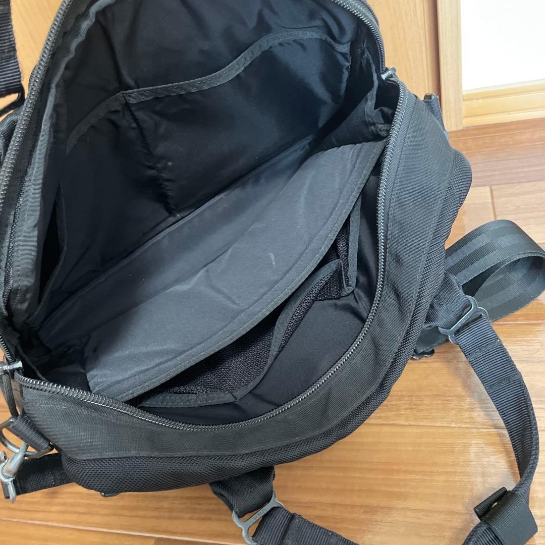 BRIEFING NEO B4 LINER Black Business Nylon Messenger Bag, 29x43x9.5cm, Used