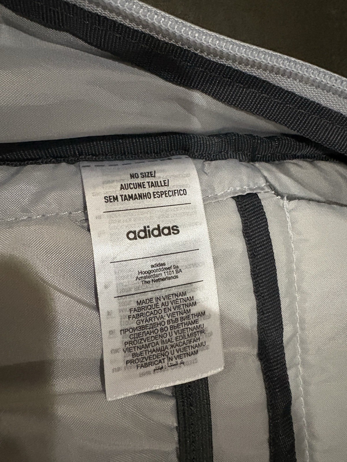 Adidas 4NWNL Backpack Bag 20.5 L Halo Silver w/ inner Laptop Sleeve