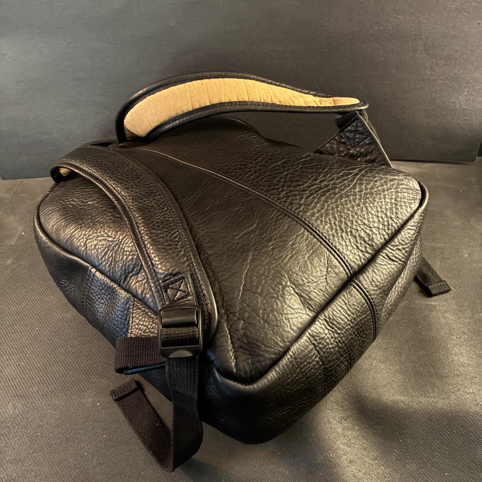 Duluth Trading Company Lifetime Leather Backpack Black New MSRP $220