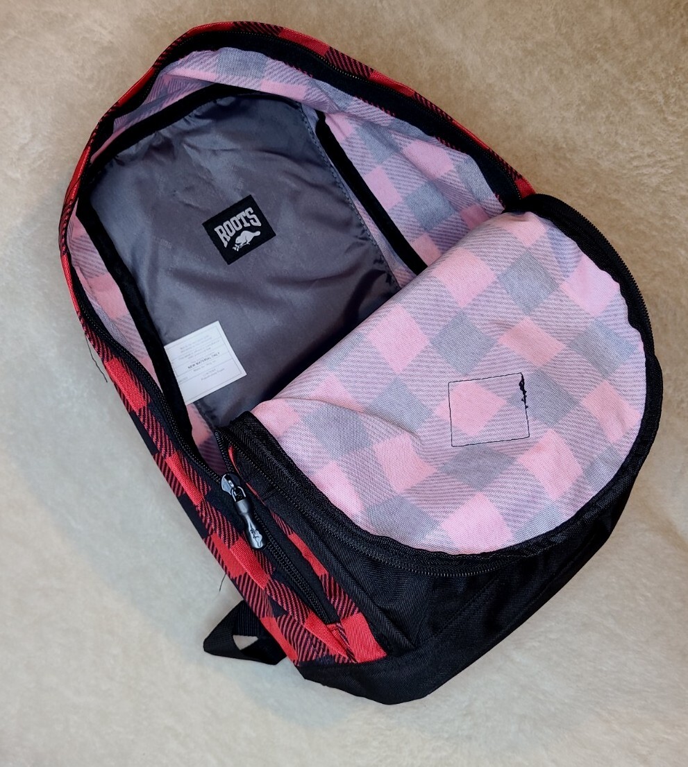 Roots Canada Feather-Weight Buffalo Plaid Backpack Water Resistant New With Tags